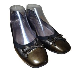 Clarks Artisan Bronze Metallic Cap Toe Ballet Flats Bow Detail Womens Size 7